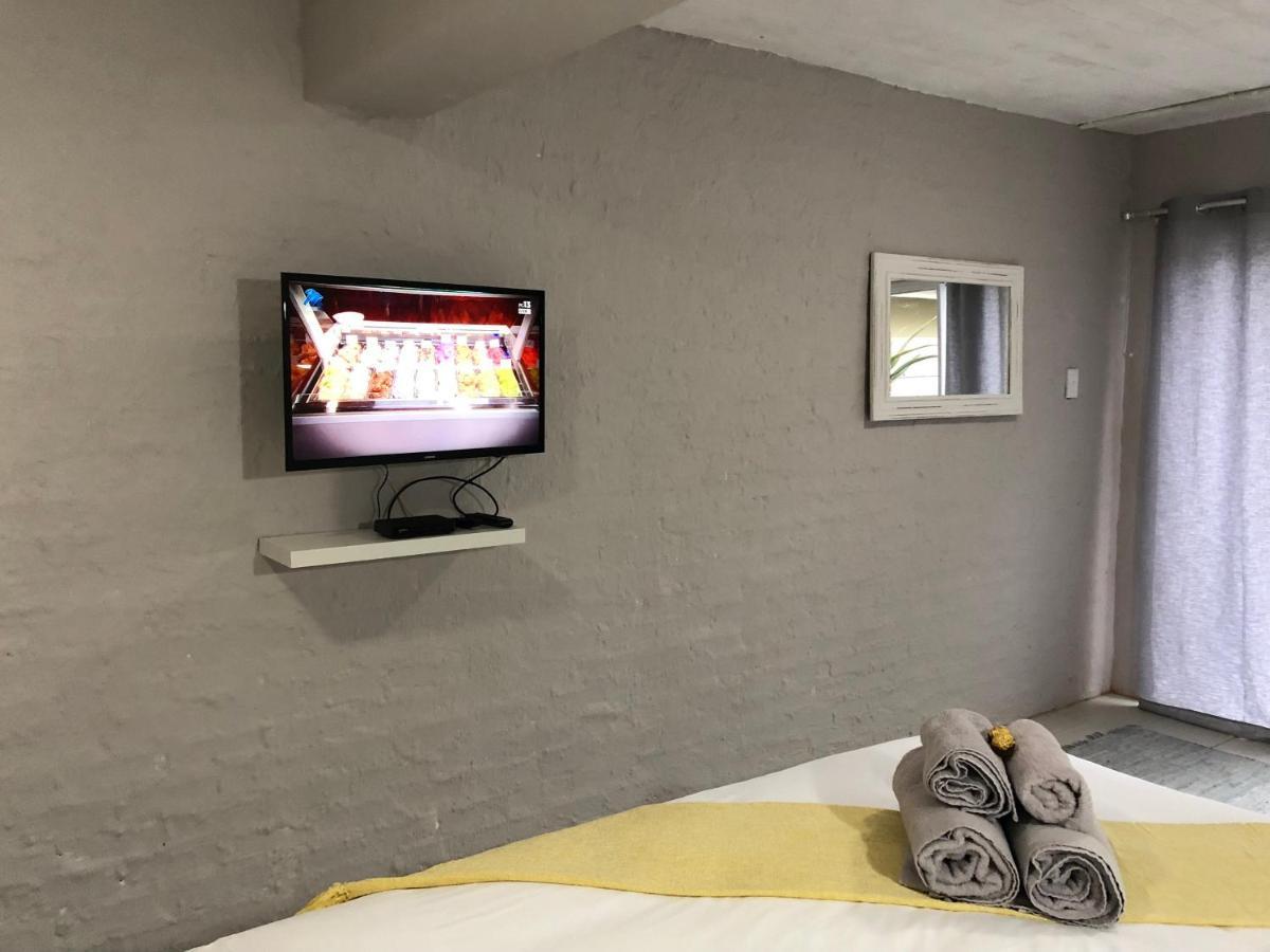 شرق لندن Second Best Accommodation المظهر الخارجي الصورة